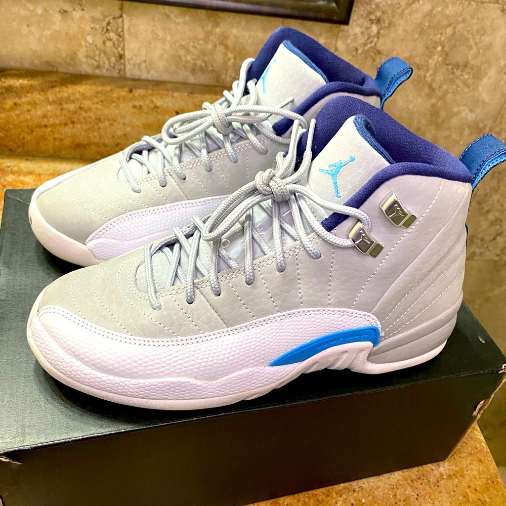 Air Jordan 12 Retro ‘University Blue’ size 5